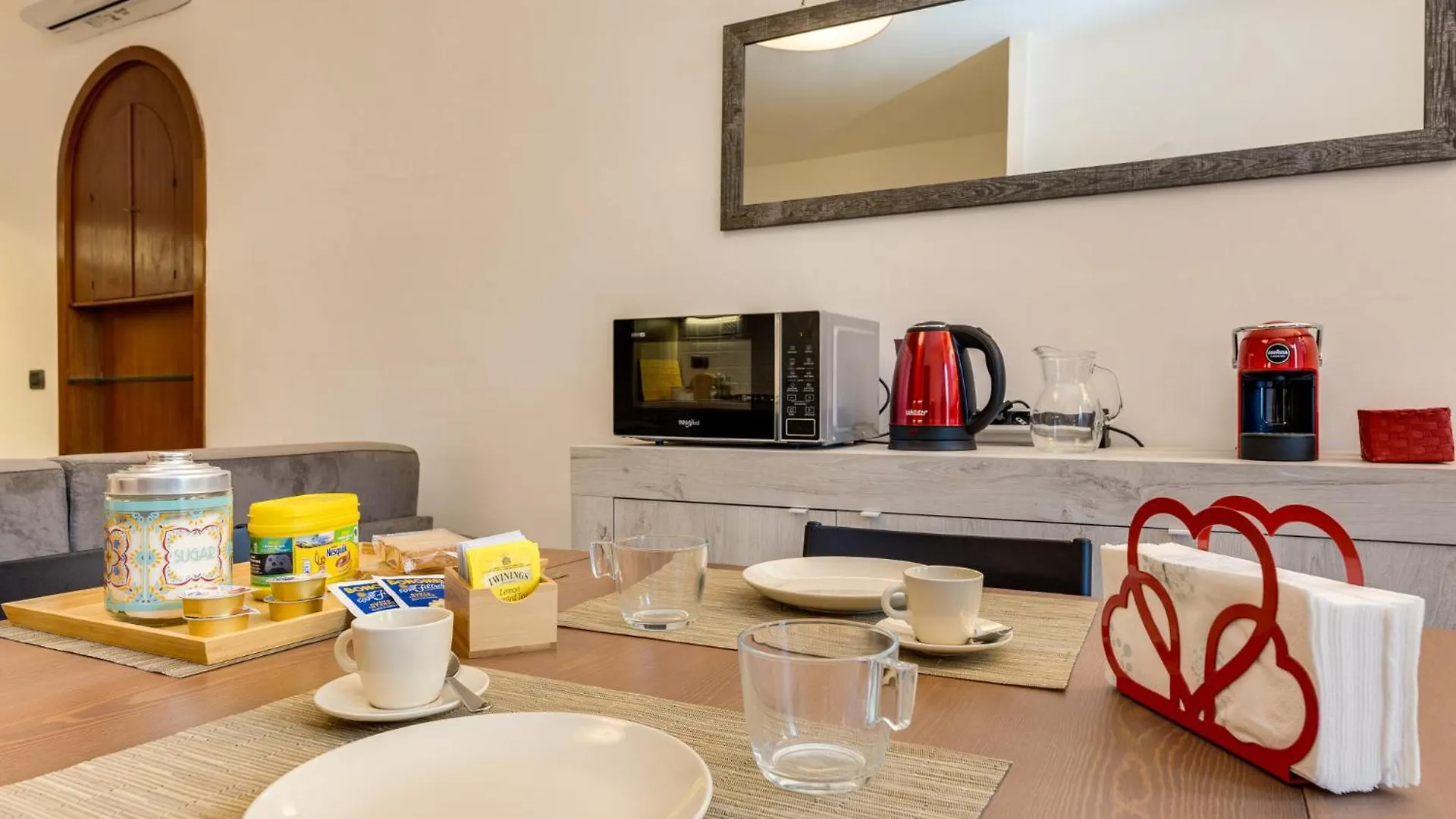 Apartment La Casetta Di Naty Rome Italy